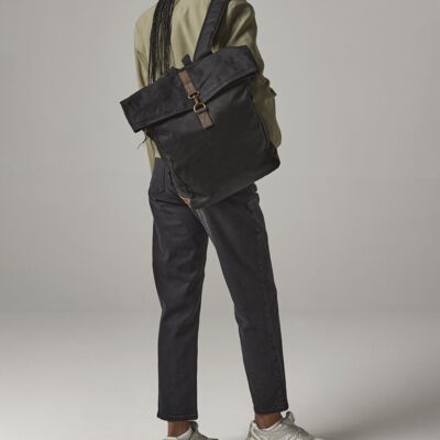 Heritage waxed canvas backpack Thumbnail